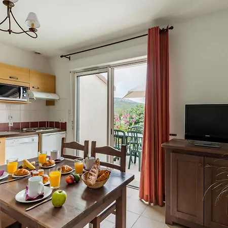 Le Domaine Des Cazelles