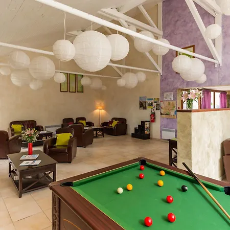 Hotel Le Domaine Des Cazelles Cajarc