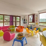 Hotel Le Domaine Des Cazelles